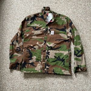 Camo Topo Designs lightweight snap jacket in Medium